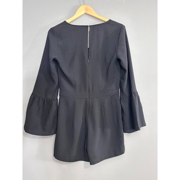 Massimo Fabbro Italy NWT Black Romper V-Neck Bell Sleeve Pockets - Picture 4 of 10